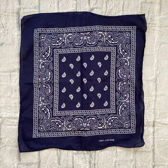 Bandana 100% cotton 6 bundle pack 3 red, 1 green, 2 navy blue - Picture 2 of 5